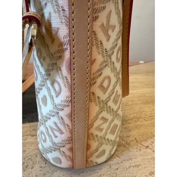 NWT! Vtg Dooney & Bourke Cream Crossword Leather & Canvas Bucket Bag Orig $175* - Picture 13 of 13